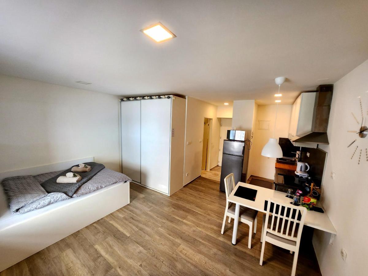 Studio Apartma V8 Maribor Exterior foto